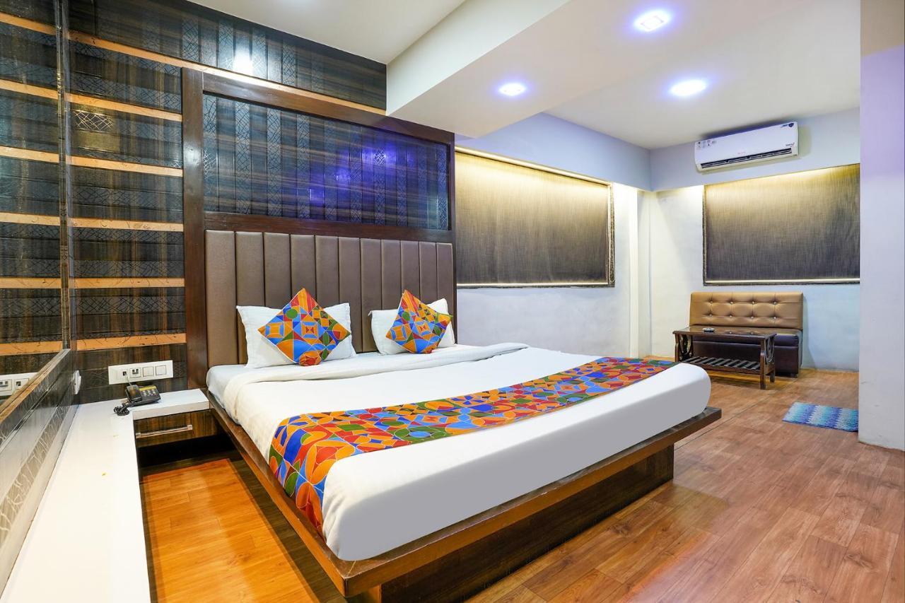 Fabexpress Vinyasa Residency Hotel Баяндар Екстериор снимка
